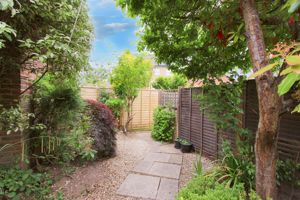 Photo 19- click for photo gallery